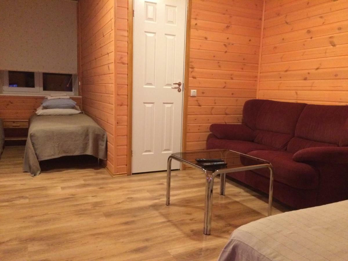 Hotel Westwind Puhkemaja à Kunda Extérieur photo